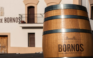 Barrica en la bodega Palacio de Bornos